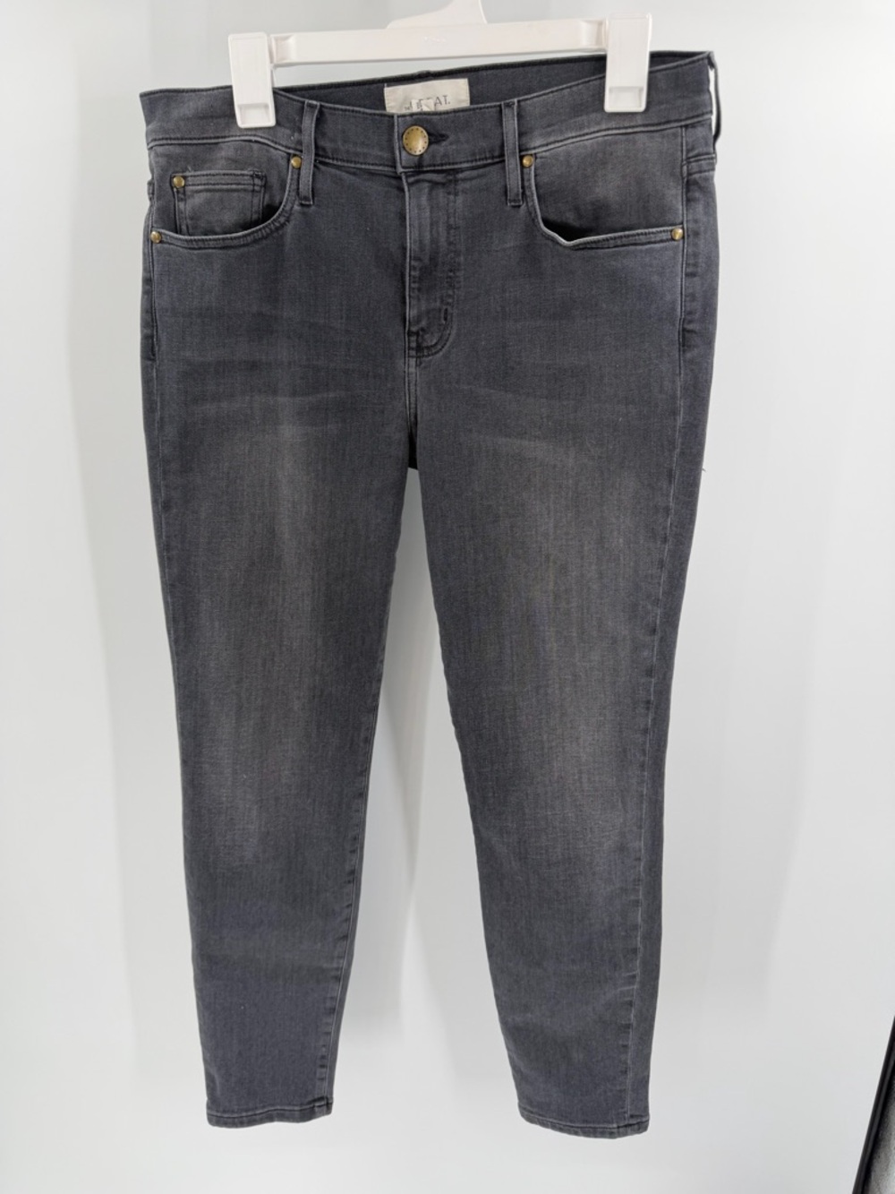 The Great Gray Wash The Skinny Skinny Jeans Size 31